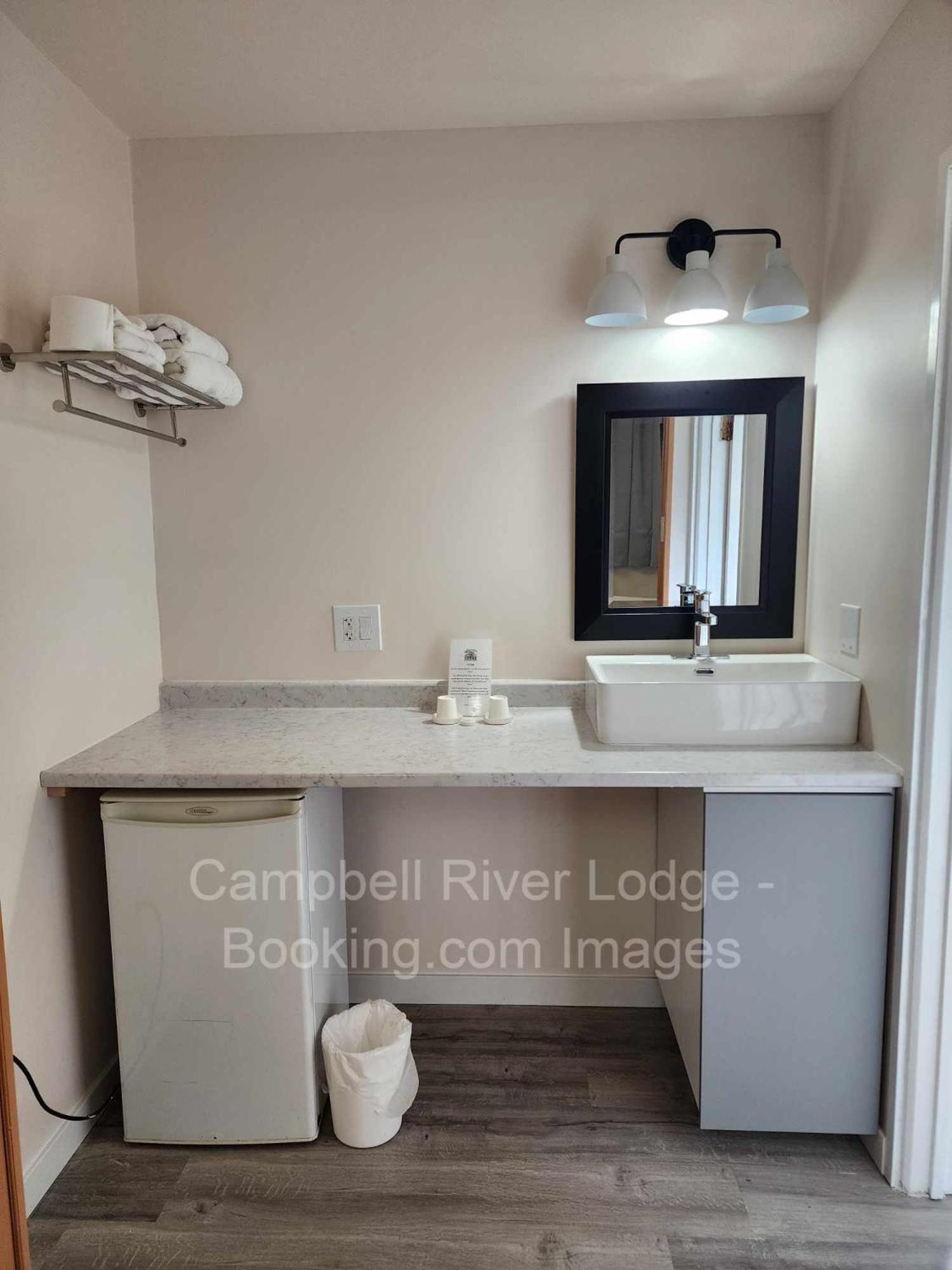 Campbell River Lodge Εξωτερικό φωτογραφία