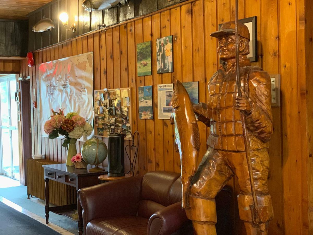 Campbell River Lodge Εξωτερικό φωτογραφία